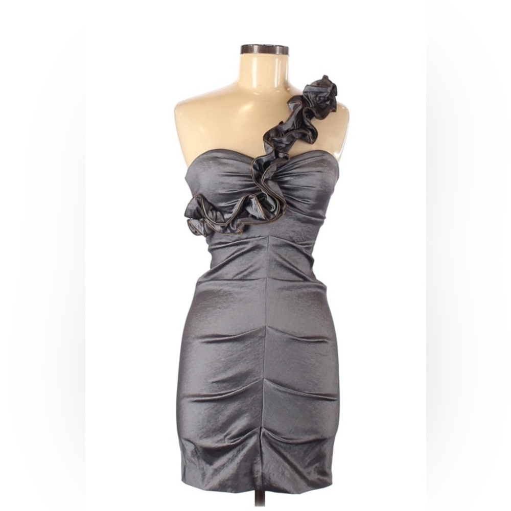 Betsy & Adam Metallic Gray One Shoulder Zipper Trim Cocktail Dress Size 6